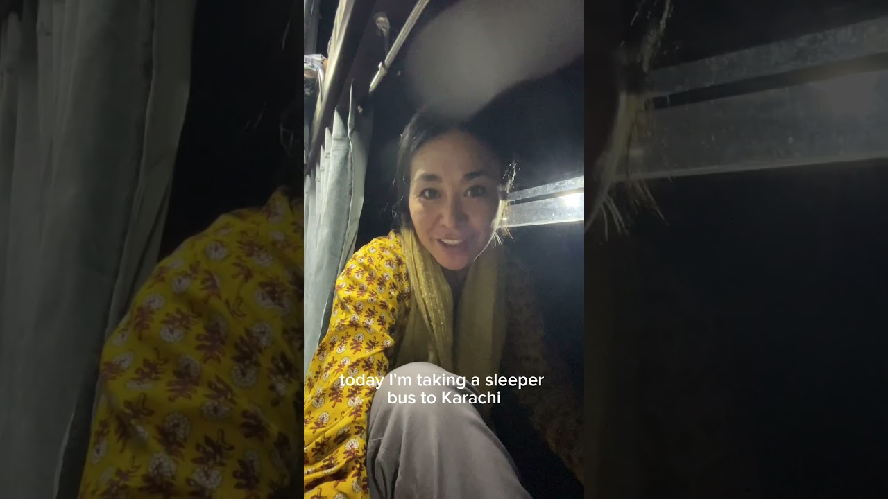 Is a Pakistani Overnight Bus Safe for Solo Female Travelers? 18 Hours on Daewoo Express #pakistan