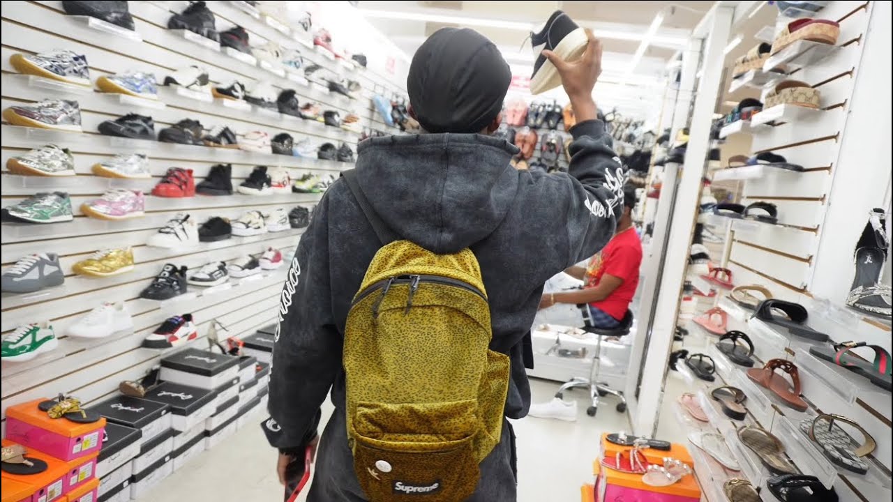 Inside Florida’s Fakest Mall!!