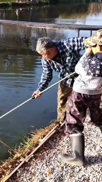 ПОПАЛАСЬ КРАСОТКА НА БОБРИНЫЙ ХВОСТ ️ - YouTube