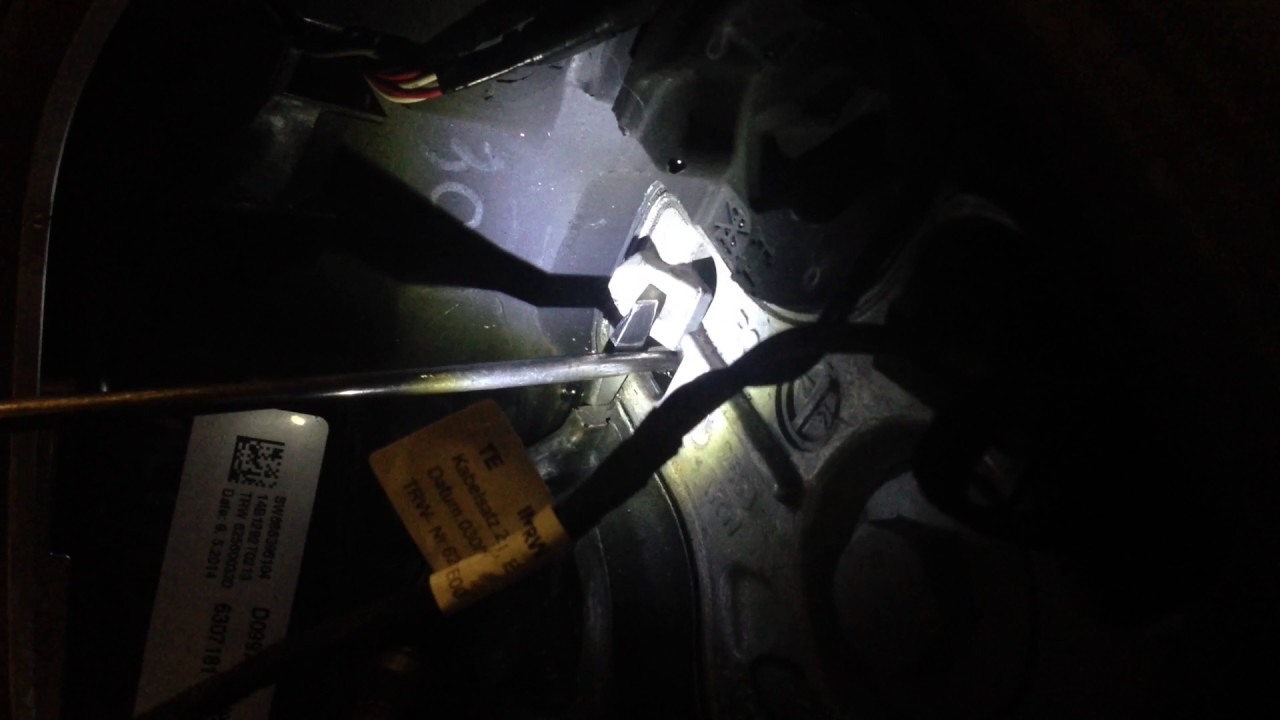 BMW Driver Airbag removal 2014 F34 YouTube