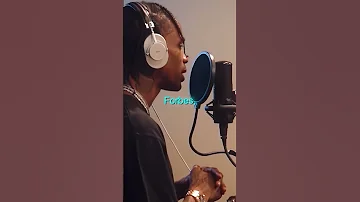 Travis Scott Recording Sicko Mode 
