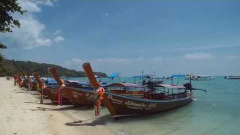Koh Phi Phi in 4K, short clip 4 - Firefly 8s on Zhiyun Smooth Q
