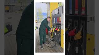 Уроки вождения в Костроме. Действия на АЗС #instruktor44 #инструктор44