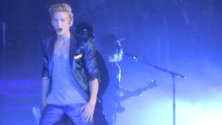 Download Lagu Cody Simpson \ MP3