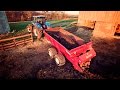 Cleaning the Barnyard - Meyer 8720 Industrial Super Spreader & New Holland T7.315