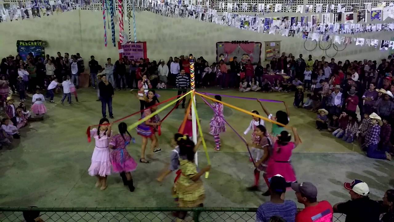 Pau de Fitas por Dauciane