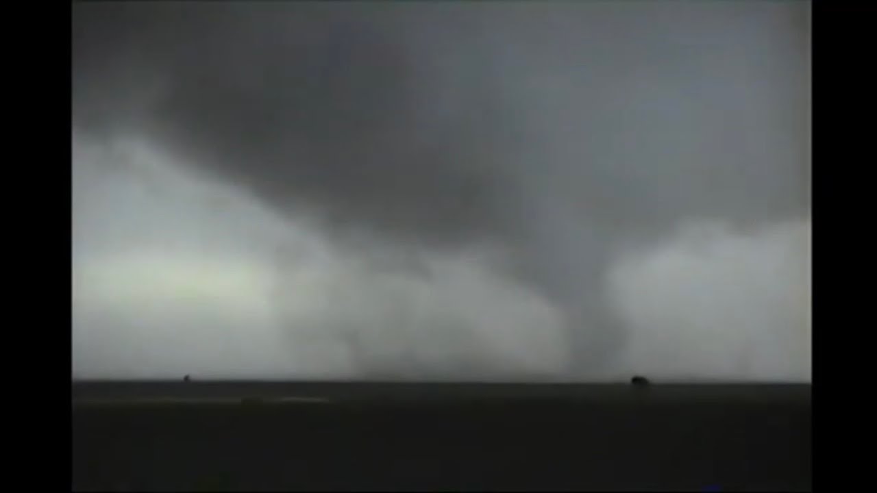 Tornado In Friona, Texas, June 2, 1995