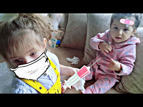 DOKTORCULUK OYUNU!!!Nil düştü kafası morardı doktor kerem pansuman yapiyor😎Eğlenceli Çocuk Videosu DOKTORCULUK OYUNU!!!Nil düştü kafası morardı doktor kerem pansuman yapiyor😎Eğlenceli Çocuk Videosu