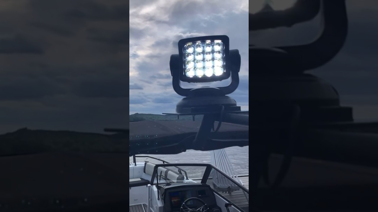 Purelux RC360 - fjärrstyrt sökljus av hög kvalitet!