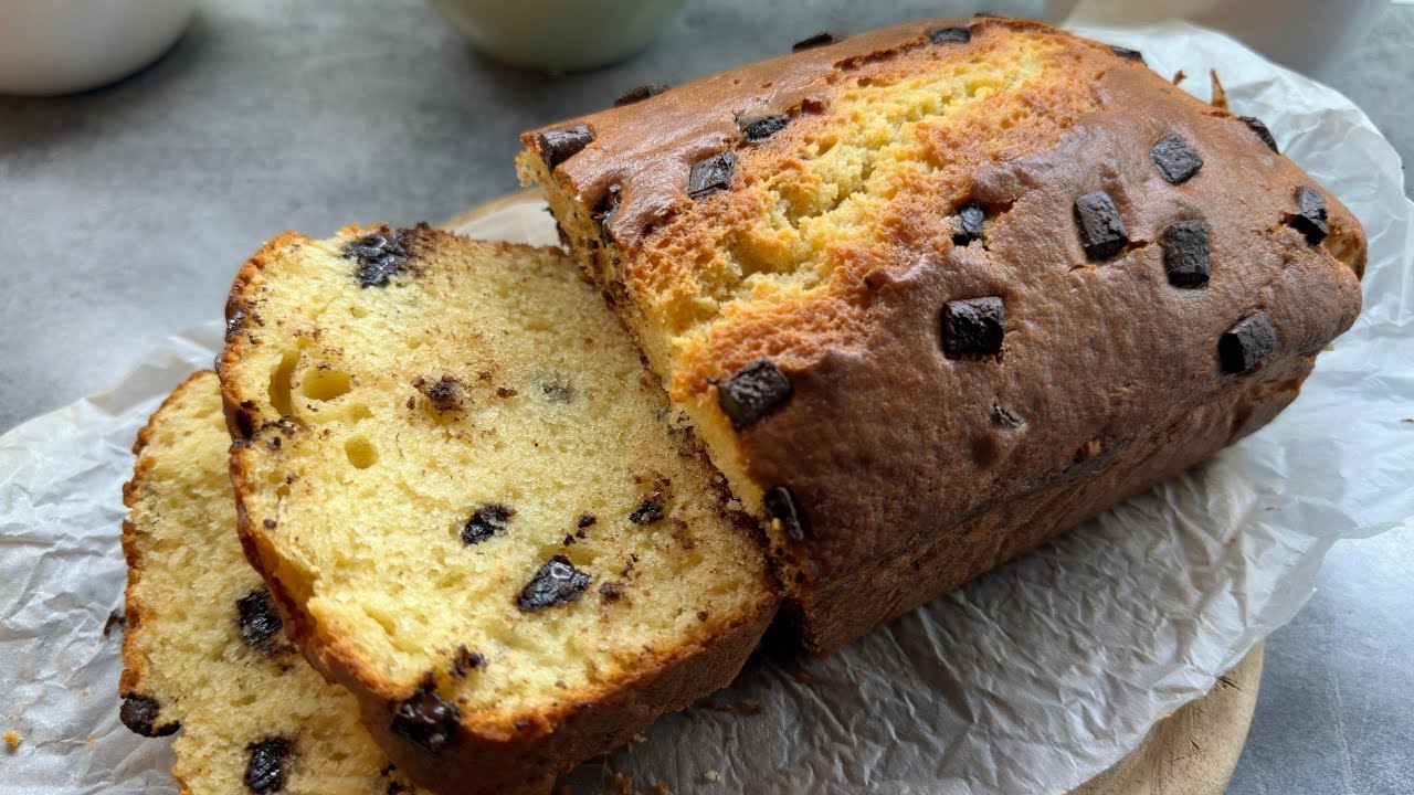 Chec pufos cu iaurt. Rețetă rapidă de chec