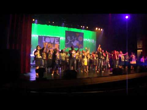 Rush Youth Choir and Jonathan Dean at Worship Down...