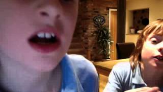 Webcam Video Of Kids Eating DIAMONDS Webcam Video Of Kids Eating DIAMONDS