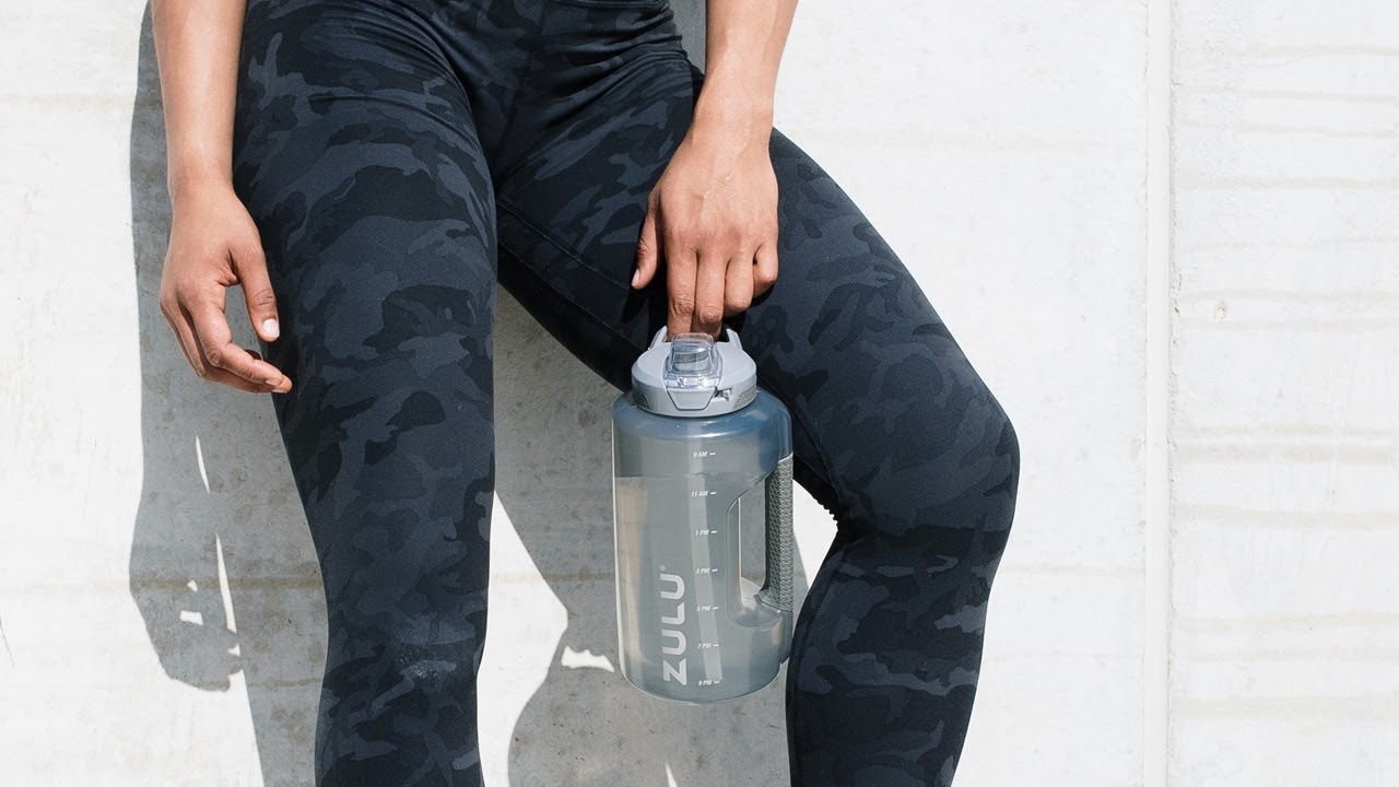  ZULU Half Gallon Water Bottles with Hydration Tracking