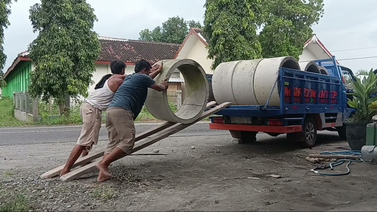 Moro mantep muat di pusat