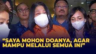 Kemunculan Putri Candrawathi Pakai Baju Tahanan: Mohon Doanya!