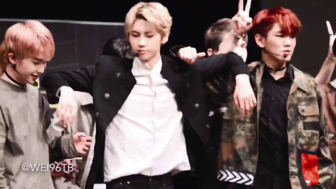 170812 업텐션 Everything 웨이 직캠 @도쿄