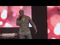Brian McKnight Live! sings his hits “One Last Cry”&”Back at One”