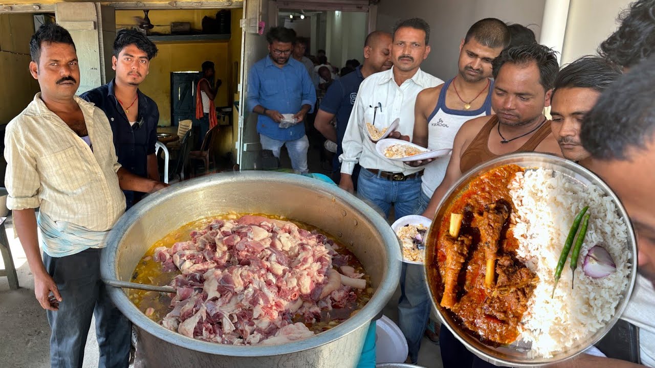 कचहरी ब्लॉक से लेकर बड़े बड़े अधिकारी सभी यही मटन खाने आते हैं | ₹180 में 4 पीस Mutton चावल भर पेट |