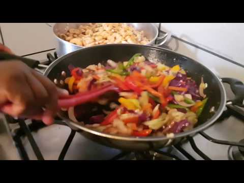 Como fazer yakisoba de maneira Simples e Fácil - Yakissoba de Frango, Carne e Camarão