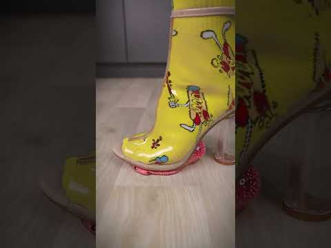 Yellow Heels smash a pink toy #asmr