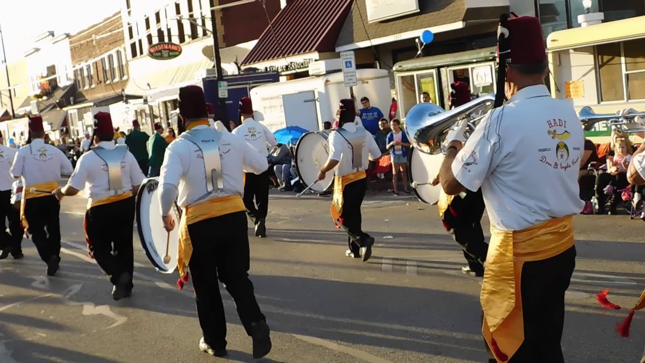 2015 Evansville Fall Festival Fall Parade Hadi Shriners Drum