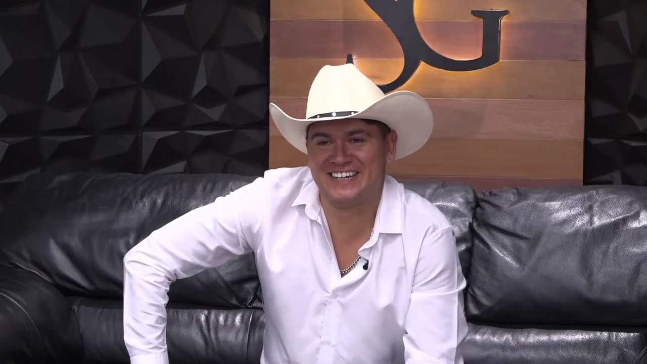 SOLO GRUPERO LUNES DE ESTRENOS