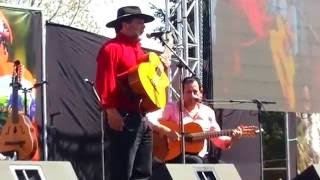Video thumbnail of "René Inostroza - TU OLVIDO Vals . historia de viejos de campo y como tocar la guitarra."