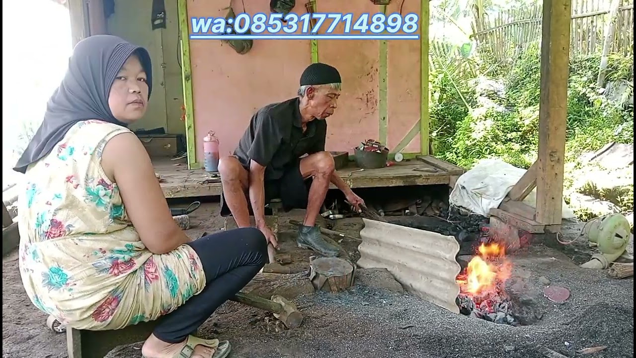 PEMBUATAN GOLOK SEMBELIH DARI BERING BESAR