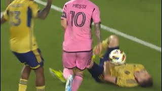 Messi dribbles over injured player down on the pitch! Is this fair?