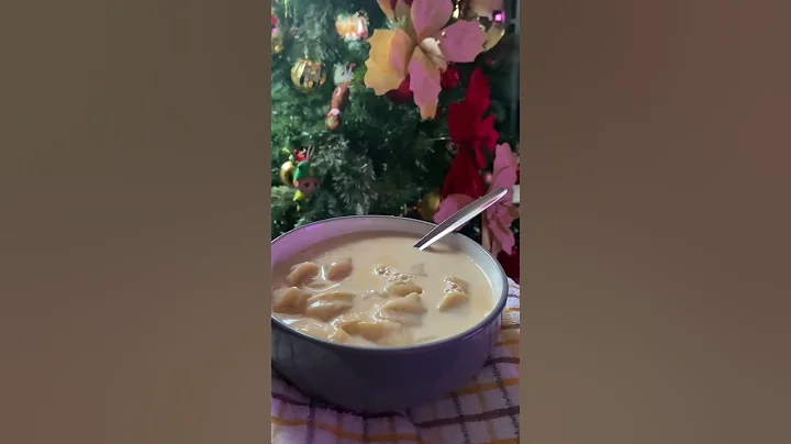 This is my favourite thing to eat! Dumplings cooke...