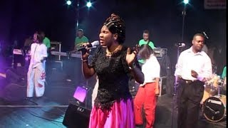 LOR Mbongo sing UMOYA AMI of Rebecca Malope www.horebmusic.co.uk