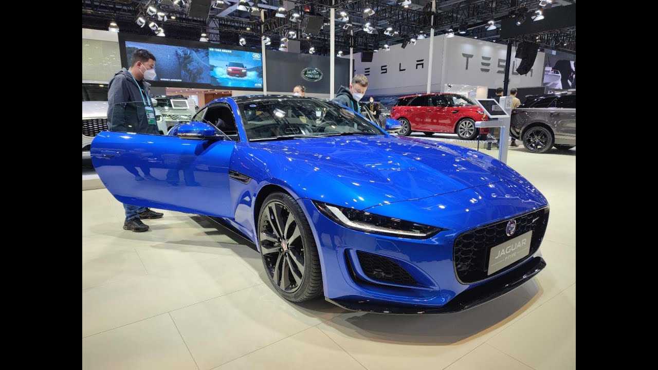 Range Rover Booth Jaguar Land Rover's booth at CIIE 2022 - YouTube