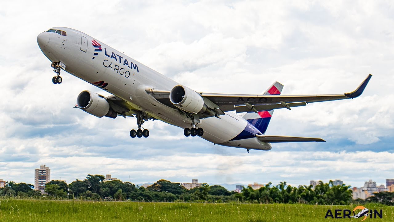 Operação no Aeroporto de São José dos Campos - SJK Airport - LATAM Cargo -  Boeing 767-300F 