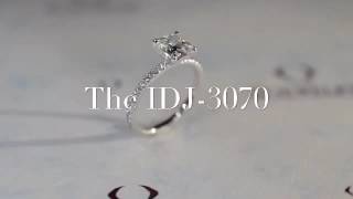 We found huge green emeralds when we hunted the agate ball.