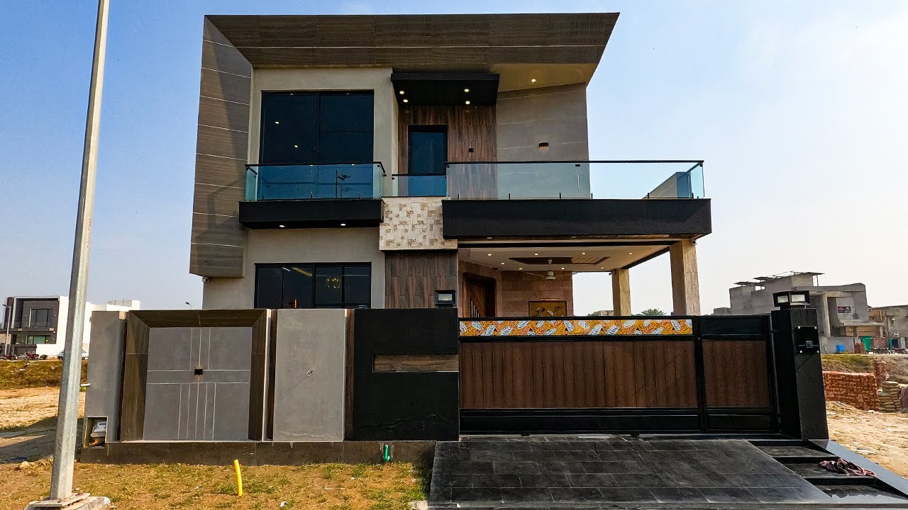 10 MARLA HOUSE FOR SALE IN DHA PHASE 4  BLOCK KK LAHORE