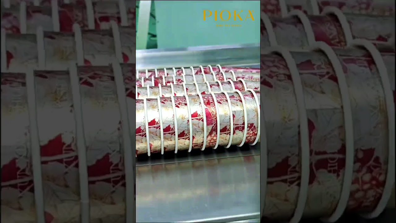 🏭 BEHIND THE SCENES – Watch how Pioka brings your custom packaging to life