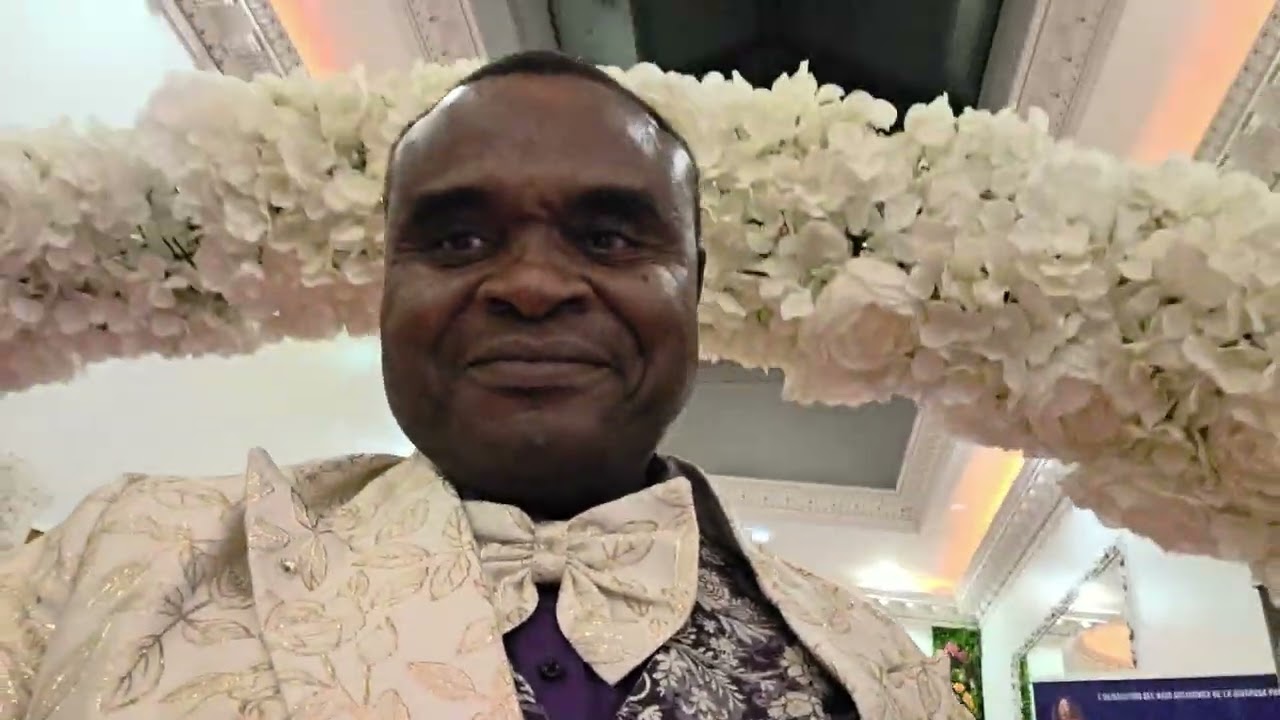 Tsunami by flore de Lille à Paris 14/11/2025