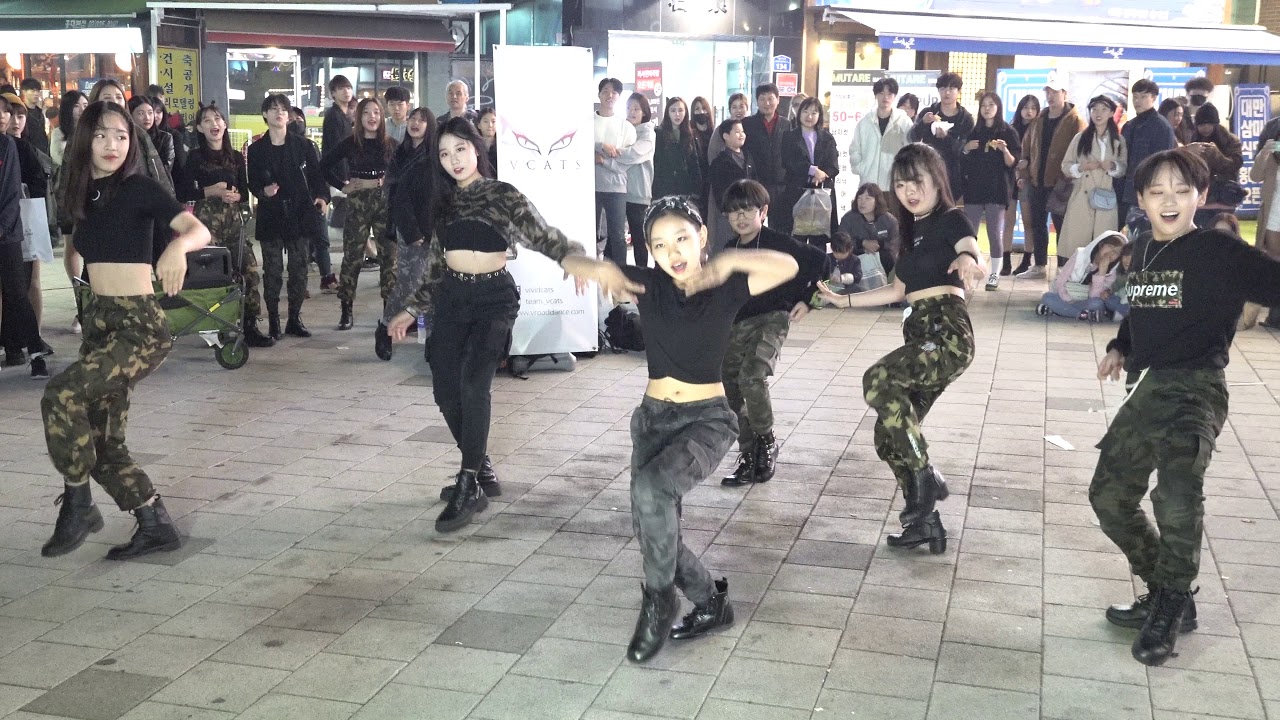에이티즈 wave 커버 -  브로드  댄스 VROAD DANCE -  홍대 걷고싶은거리 버스킹 2019.11.02일 .