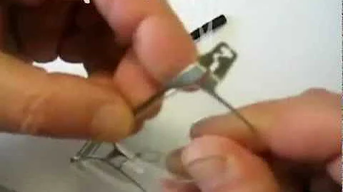KERF  Screwless eyeglasses assembling.avi