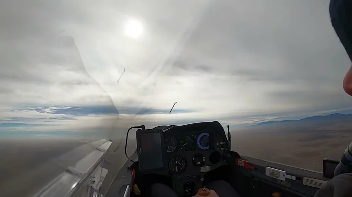 Cockpit view of aerobatic flight in HPH-304CZ glid...