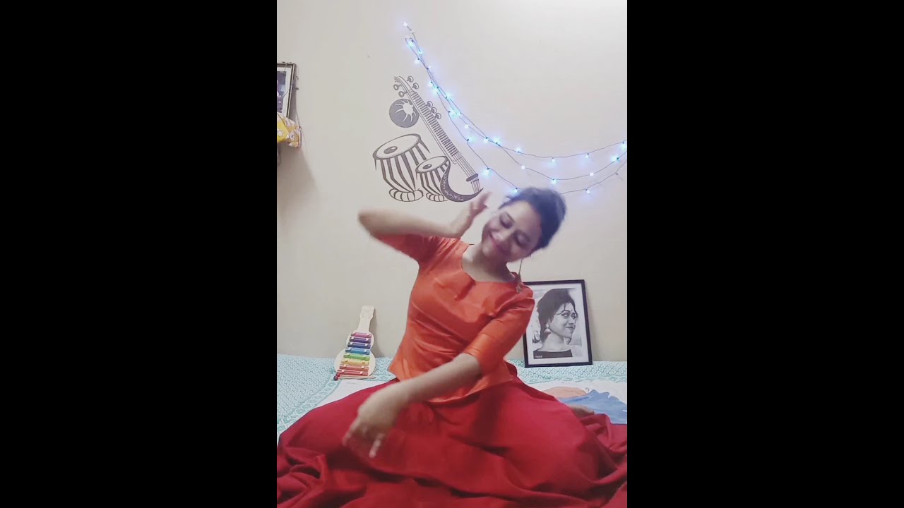     Esho shyamolo sundoro  Sarod Prithwidev Bhattacharyya  Dance Cover  Nabaneeta