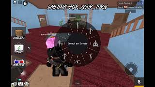 Playing Roblox mm2!