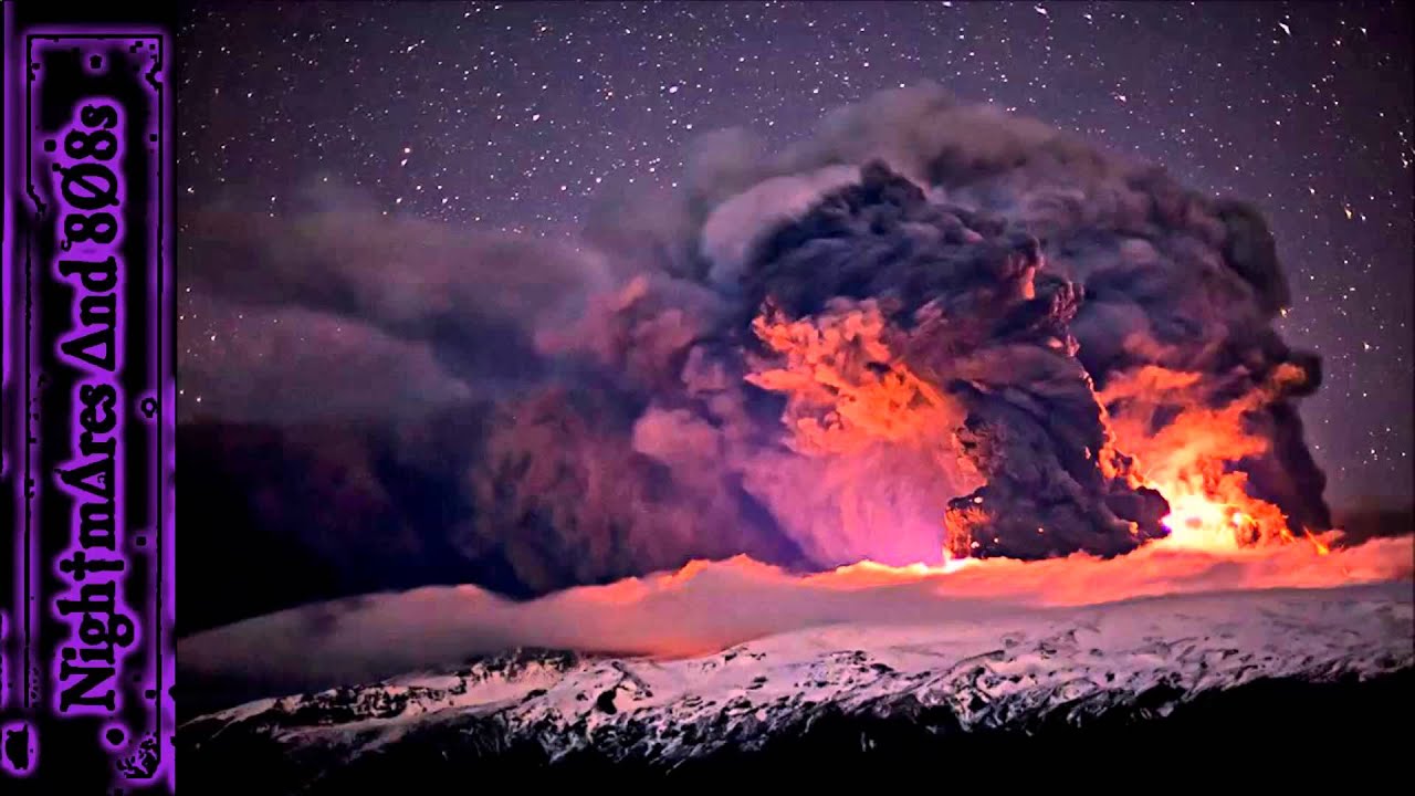 3 взрыва ночью. Эйяфьядлайёкюдль вулкан в Исландии. Вулкан Eyjafjallajökull Исландии. Эйяфьядлайёкюдль извержение 2010. Извержение вулкана эйяфьядлайёкюдль в Исландии.