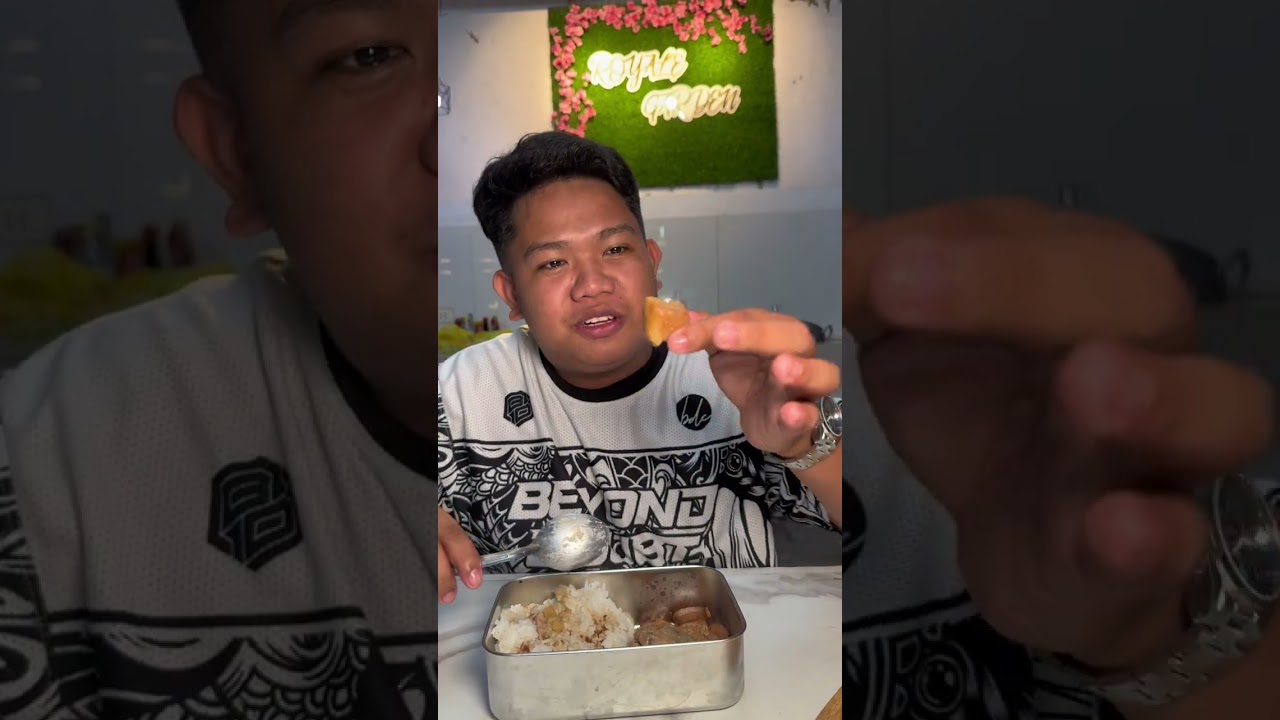 Happy 300k followers om facebook satin mga mare