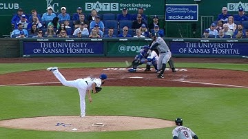 CLE@KC: Hayes puts Indians up 3-0 with RBI single