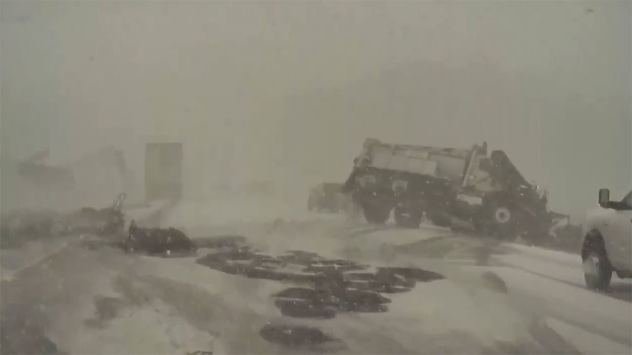 Interstate 41 snowy pileup in Wisconsin caught on camera | FOX6 News ...