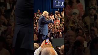 Donald Trump - Dancing 🕺🤩