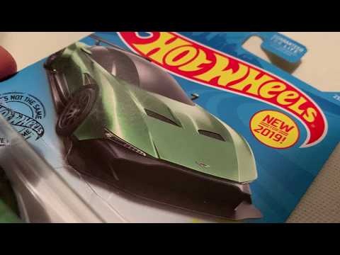 hot-wheels-aston-martin-vulcan-(new-for-2019!---hw-exotics)