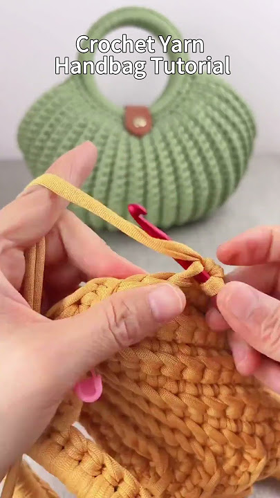 'Viral Crochet Bag Tutorial! Easy Yarn Handbag DIY in 20 Minutes 🧶✨' #knittig #crochet #diycrafts