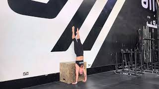 Box Handstand Hold